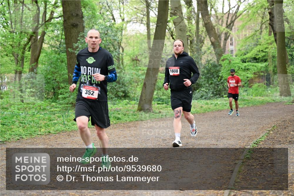 19.04.2026 - Hammer Lauf Dr. Thomas Lammeyer http://msf.ph/oto/9539680 19.04.2026 10:40:48 Laufen 352, 20241, 1608, 123 meine-sportfotos.de