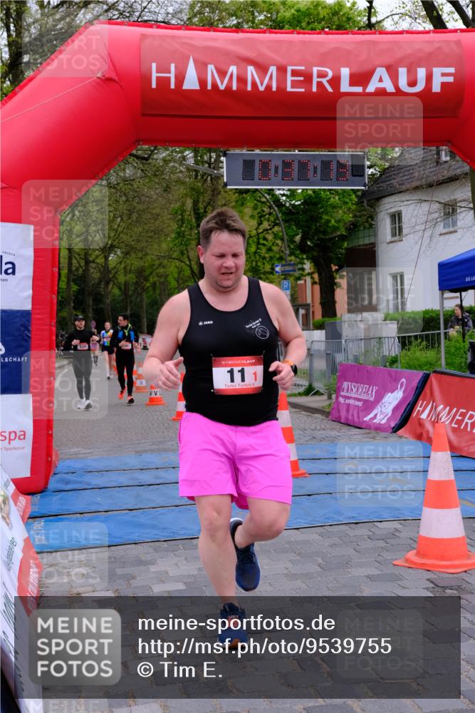 19.04.2026 - Hammer Lauf Tim E. http://msf.ph/oto/9539755 19.04.2026 11:37:21 Ziel 11, 181, 534, 830, 1907 meine-sportfotos.de