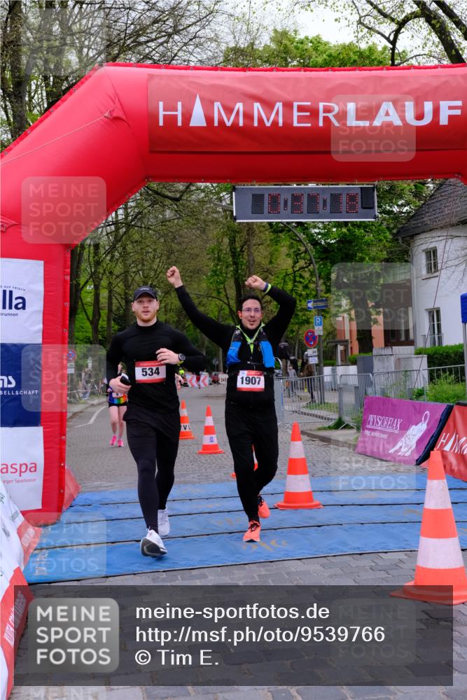 19.04.2026 - Hammer Lauf Tim E. http://msf.ph/oto/9539766 19.04.2026 11:37:26 Ziel 9, 10, 534, 1907 meine-sportfotos.de