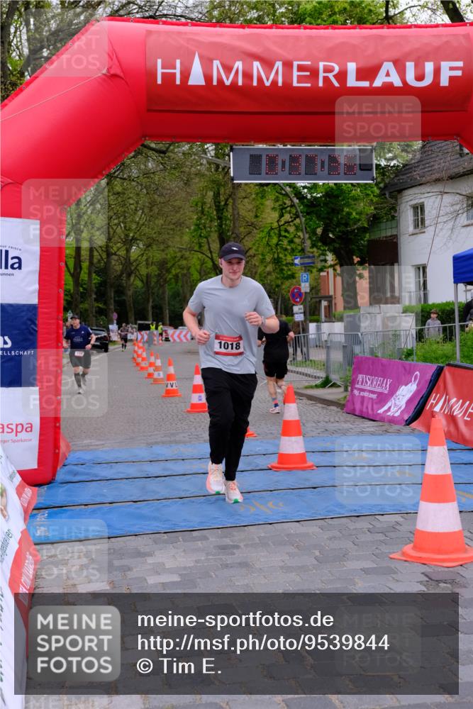 19.04.2026 - Hammer Lauf Tim E. http://msf.ph/oto/9539844 19.04.2026 11:37:44 Ziel 150, 415, 510, 1018 meine-sportfotos.de