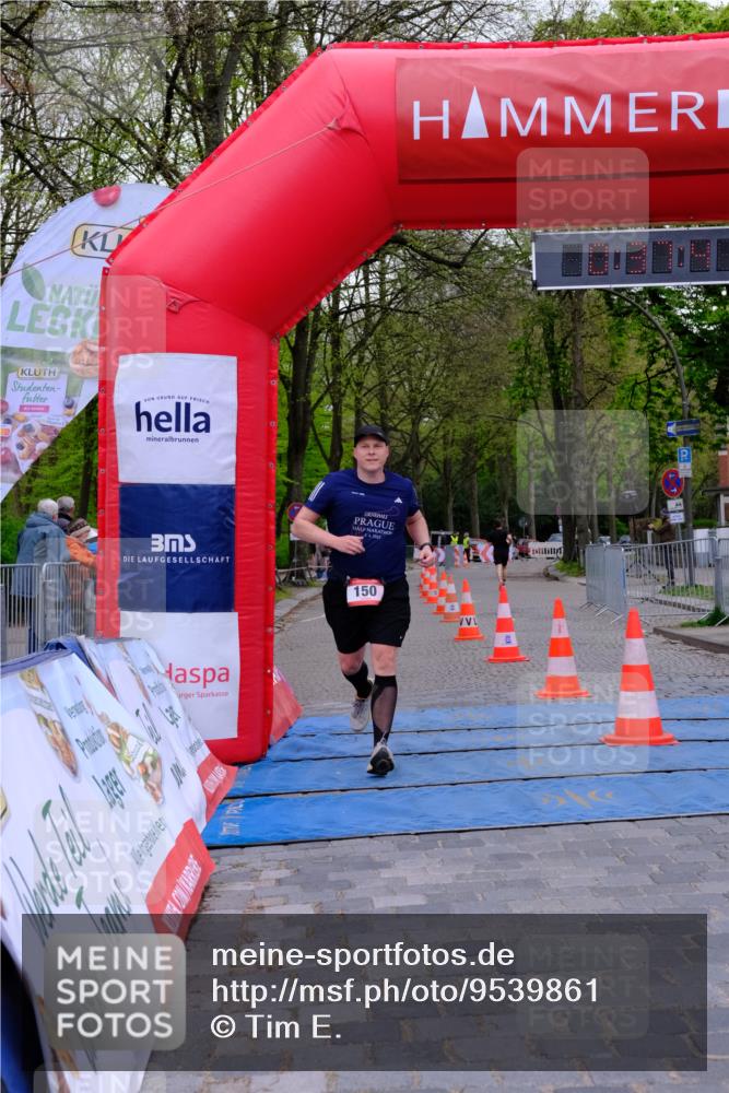 19.04.2026 - Hammer Lauf Tim E. http://msf.ph/oto/9539861 19.04.2026 11:37:49 Ziel 150 meine-sportfotos.de