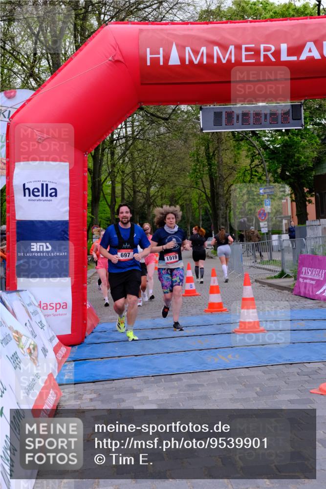 19.04.2026 - Hammer Lauf Tim E. http://msf.ph/oto/9539901 19.04.2026 11:38:34 Ziel 331, 333, 406, 407, 420, 507, 614, 673, 674, 697, 1269, 1919, 1928 meine-sportfotos.de