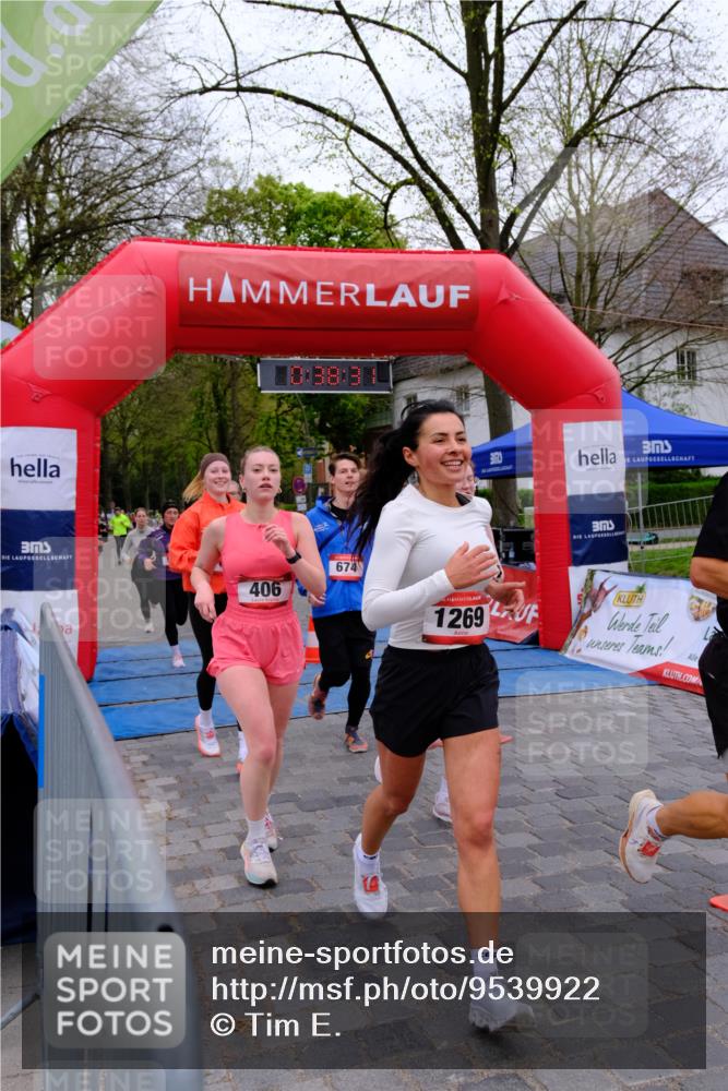 19.04.2026 - Hammer Lauf Tim E. http://msf.ph/oto/9539922 19.04.2026 11:38:39 Ziel 331, 333, 406, 407, 494, 507, 614, 673, 674, 697, 1269, 1919 meine-sportfotos.de