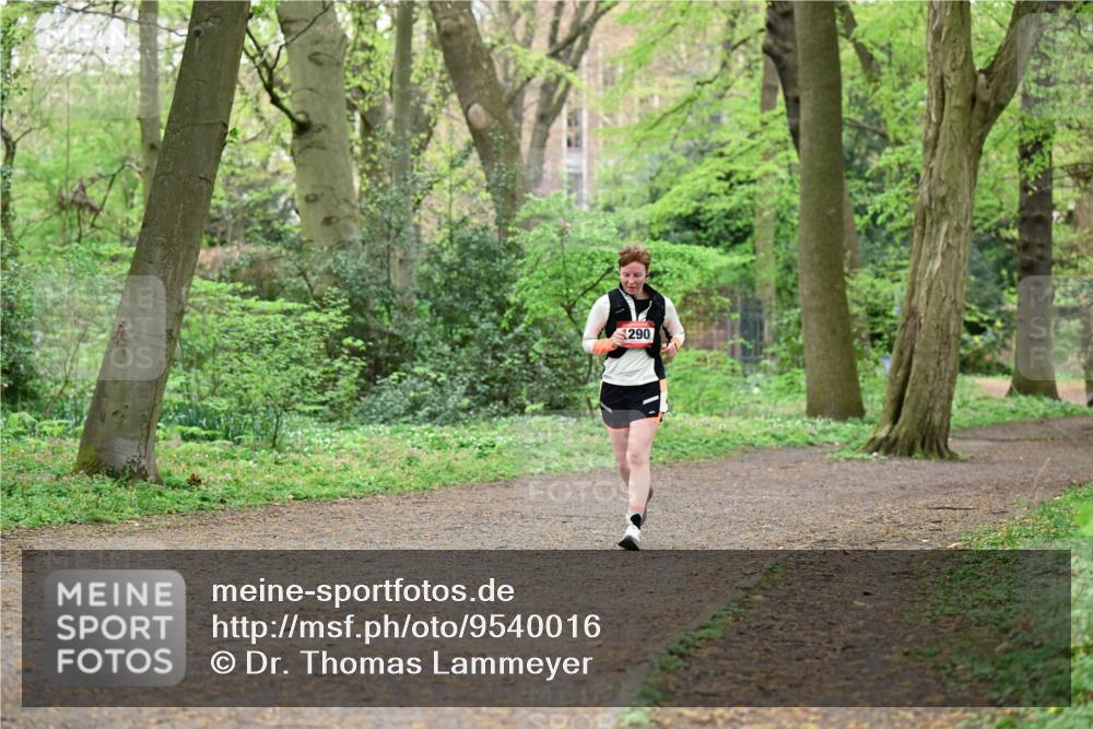 19.04.2026 - Hammer Lauf Dr. Thomas Lammeyer http://msf.ph/oto/9540016 19.04.2026 10:41:38 Laufen 290 meine-sportfotos.de
