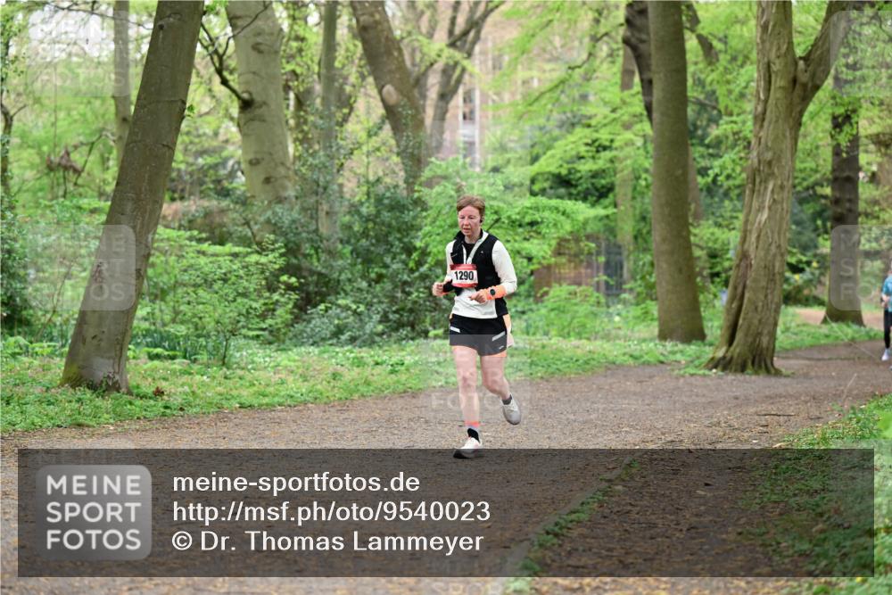 19.04.2026 - Hammer Lauf Dr. Thomas Lammeyer http://msf.ph/oto/9540023 19.04.2026 10:41:39 Laufen 1290 meine-sportfotos.de