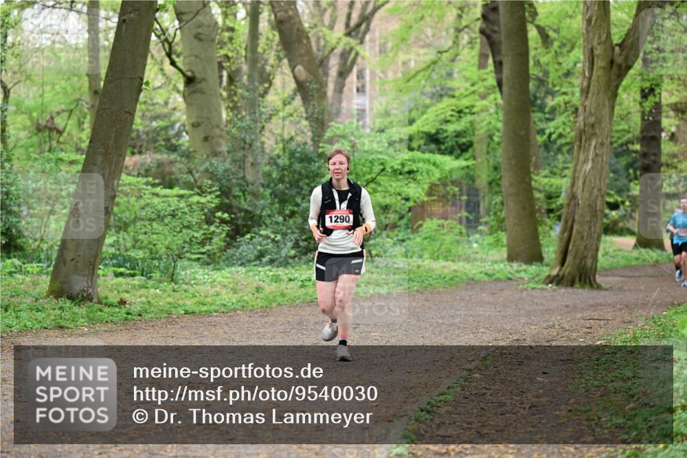 19.04.2026 - Hammer Lauf Dr. Thomas Lammeyer http://msf.ph/oto/9540030 19.04.2026 10:41:39 Laufen 1290 meine-sportfotos.de