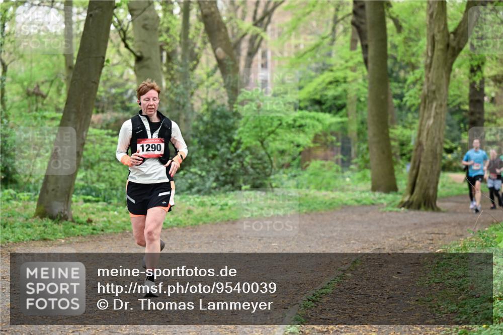 19.04.2026 - Hammer Lauf Dr. Thomas Lammeyer http://msf.ph/oto/9540039 19.04.2026 10:41:41 Laufen 1290 meine-sportfotos.de