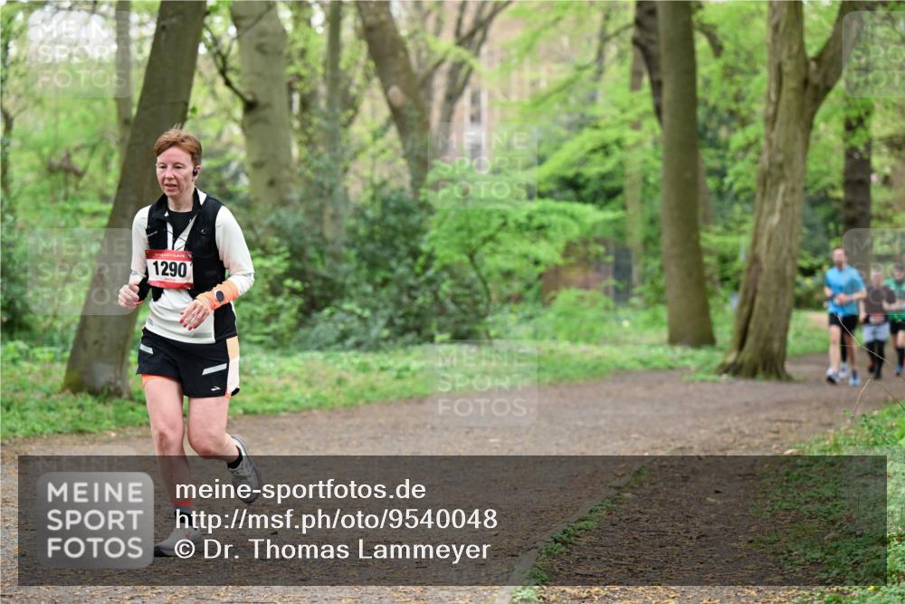19.04.2026 - Hammer Lauf Dr. Thomas Lammeyer http://msf.ph/oto/9540048 19.04.2026 10:41:41 Laufen 1290 meine-sportfotos.de