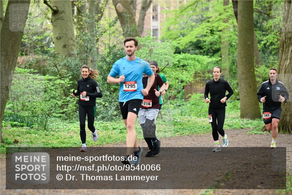 19.04.2026 - Hammer Lauf Dr. Thomas Lammeyer http://msf.ph/oto/9540066 19.04.2026 10:41:47 Laufen 324, 1295, 1216, 241 meine-sportfotos.de