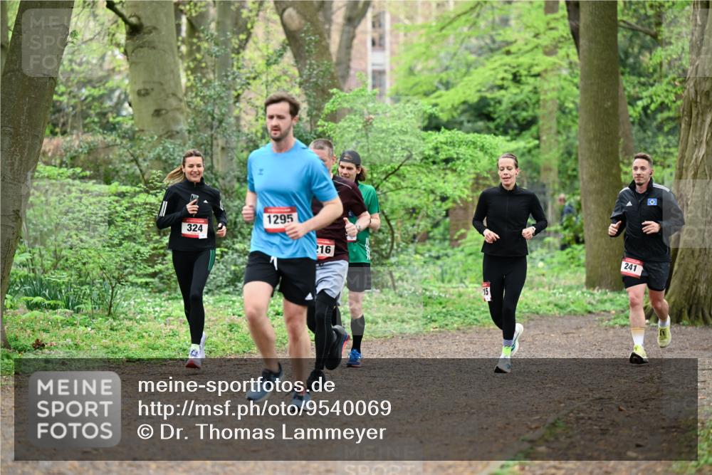 19.04.2026 - Hammer Lauf Dr. Thomas Lammeyer http://msf.ph/oto/9540069 19.04.2026 10:41:48 Laufen 324, 1295, 216, 241 meine-sportfotos.de