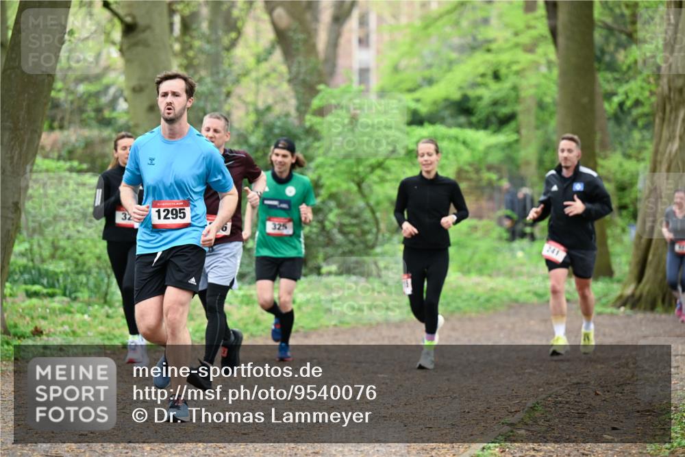 19.04.2026 - Hammer Lauf Dr. Thomas Lammeyer http://msf.ph/oto/9540076 19.04.2026 10:41:48 Laufen 1295, 325, 241 meine-sportfotos.de