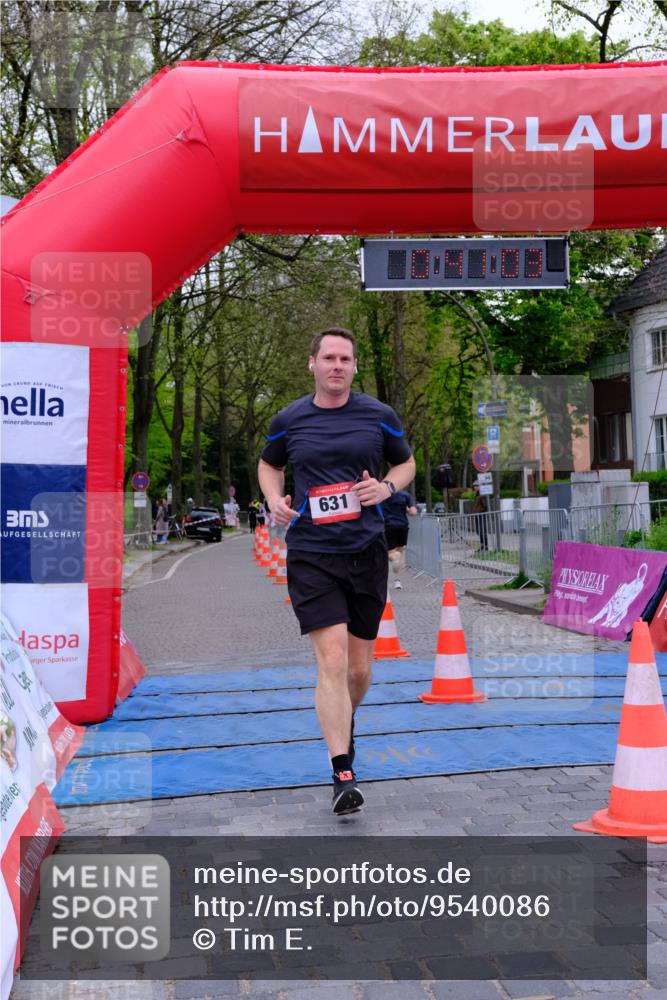 19.04.2026 - Hammer Lauf Tim E. http://msf.ph/oto/9540086 19.04.2026 11:41:11 Ziel 157, 269, 631 meine-sportfotos.de