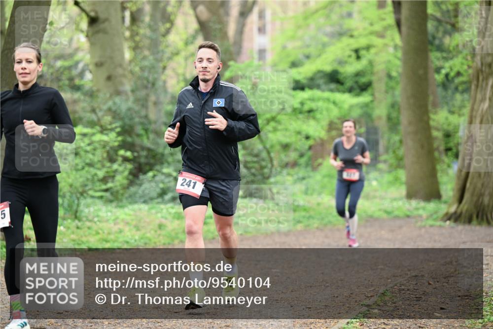 19.04.2026 - Hammer Lauf Dr. Thomas Lammeyer http://msf.ph/oto/9540104 19.04.2026 10:41:51 Laufen 241, 409 meine-sportfotos.de