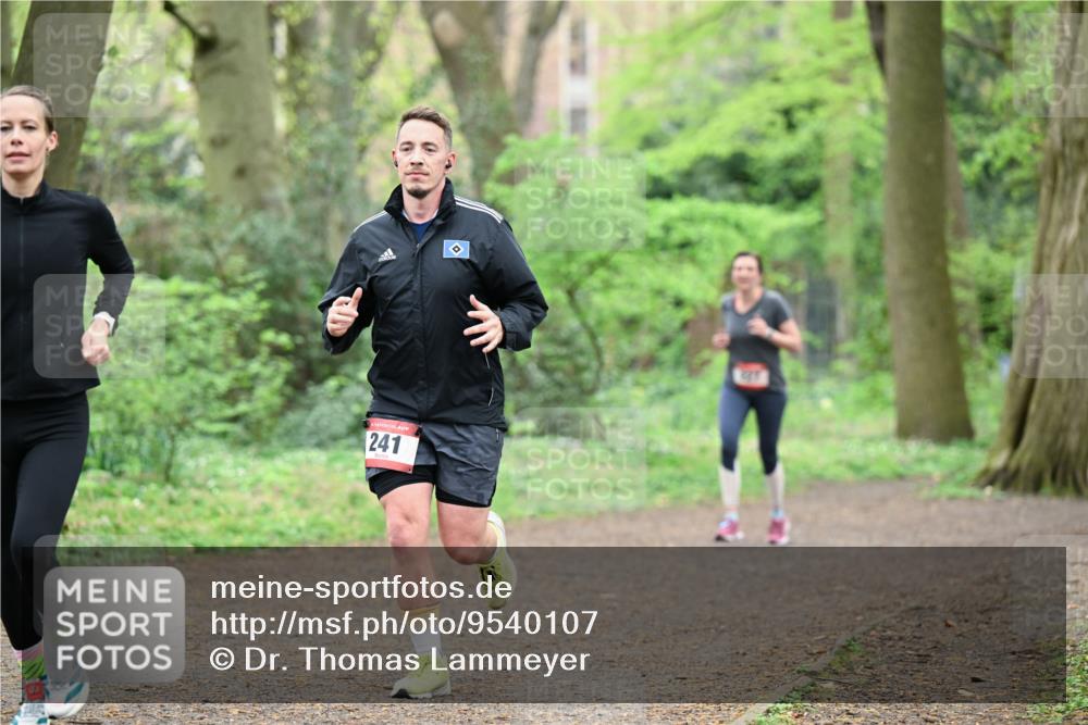 19.04.2026 - Hammer Lauf Dr. Thomas Lammeyer http://msf.ph/oto/9540107 19.04.2026 10:41:51 Laufen 241 meine-sportfotos.de