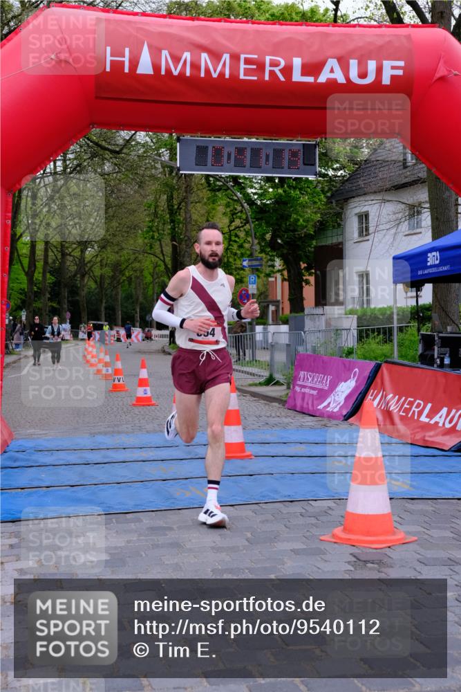 19.04.2026 - Hammer Lauf Tim E. http://msf.ph/oto/9540112 19.04.2026 11:41:27 Ziel 664 meine-sportfotos.de