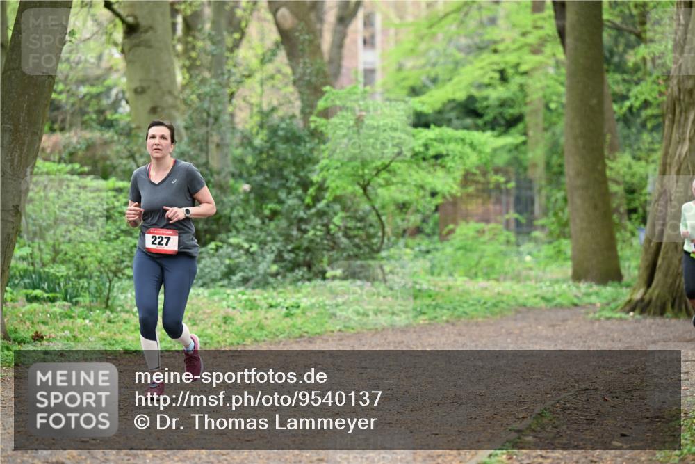 19.04.2026 - Hammer Lauf Dr. Thomas Lammeyer http://msf.ph/oto/9540137 19.04.2026 10:41:55 Laufen 227 meine-sportfotos.de