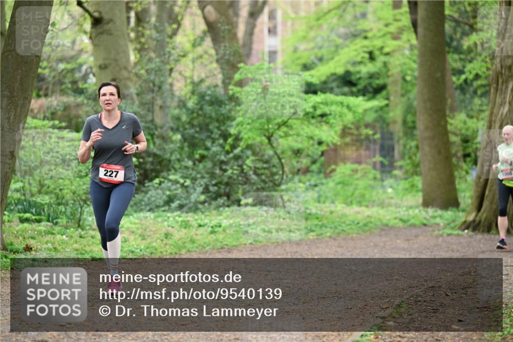 19.04.2026 - Hammer Lauf Dr. Thomas Lammeyer http://msf.ph/oto/9540139 19.04.2026 10:41:55 Laufen 227, 1606 meine-sportfotos.de