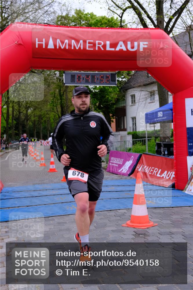 19.04.2026 - Hammer Lauf Tim E. http://msf.ph/oto/9540158 19.04.2026 11:42:00 Ziel 349, 678, 1876 meine-sportfotos.de