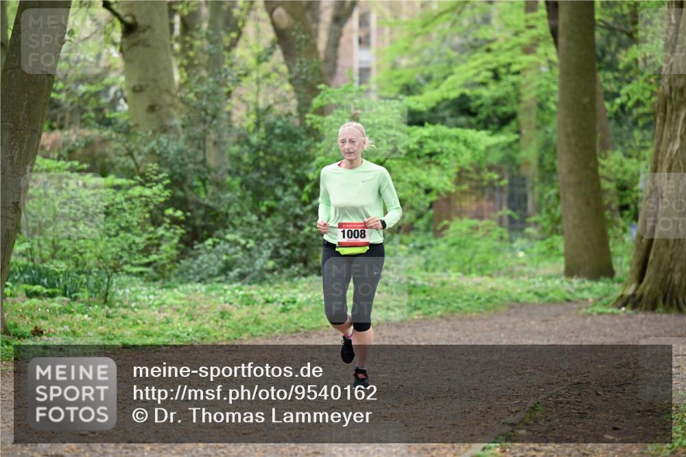 19.04.2026 - Hammer Lauf Dr. Thomas Lammeyer http://msf.ph/oto/9540162 19.04.2026 10:41:59 Laufen 1008 meine-sportfotos.de