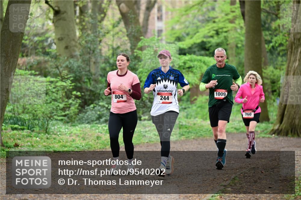 19.04.2026 - Hammer Lauf Dr. Thomas Lammeyer http://msf.ph/oto/9540202 19.04.2026 10:42:21 Laufen 804, 244, 1009, 760 meine-sportfotos.de
