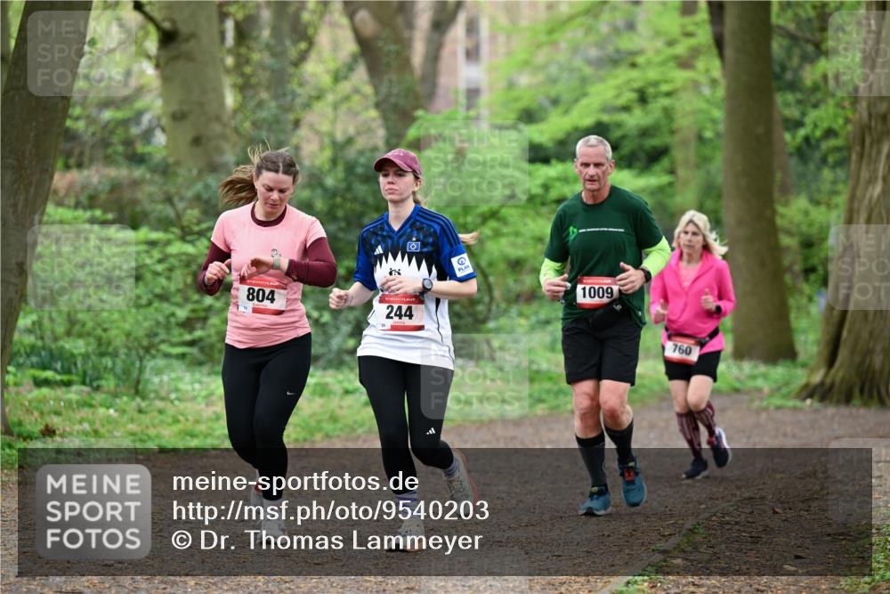 19.04.2026 - Hammer Lauf Dr. Thomas Lammeyer http://msf.ph/oto/9540203 19.04.2026 10:42:21 Laufen 804, 244, 1009, 760 meine-sportfotos.de