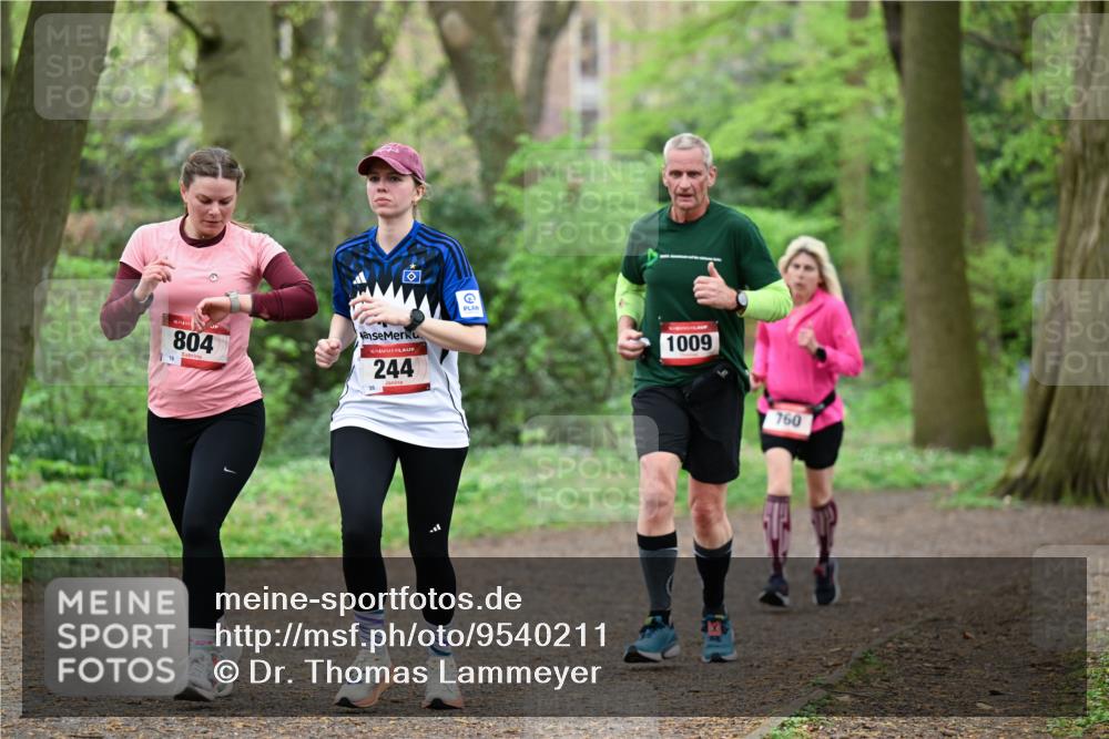 19.04.2026 - Hammer Lauf Dr. Thomas Lammeyer http://msf.ph/oto/9540211 19.04.2026 10:42:22 Laufen 804, 244, 1009, 760 meine-sportfotos.de