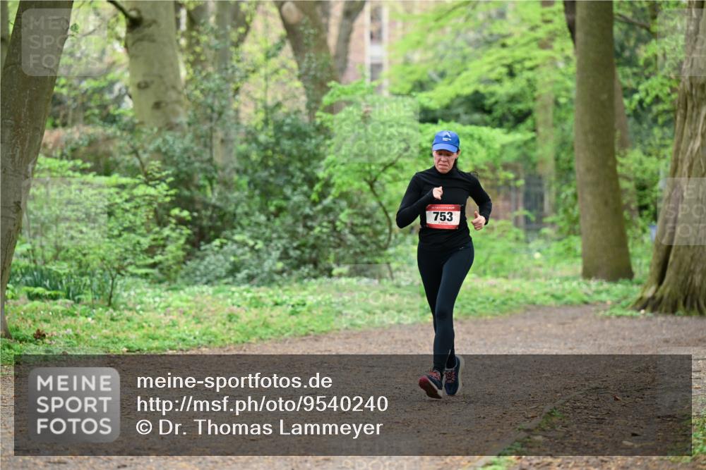 19.04.2026 - Hammer Lauf Dr. Thomas Lammeyer http://msf.ph/oto/9540240 19.04.2026 10:42:32 Laufen 753 meine-sportfotos.de