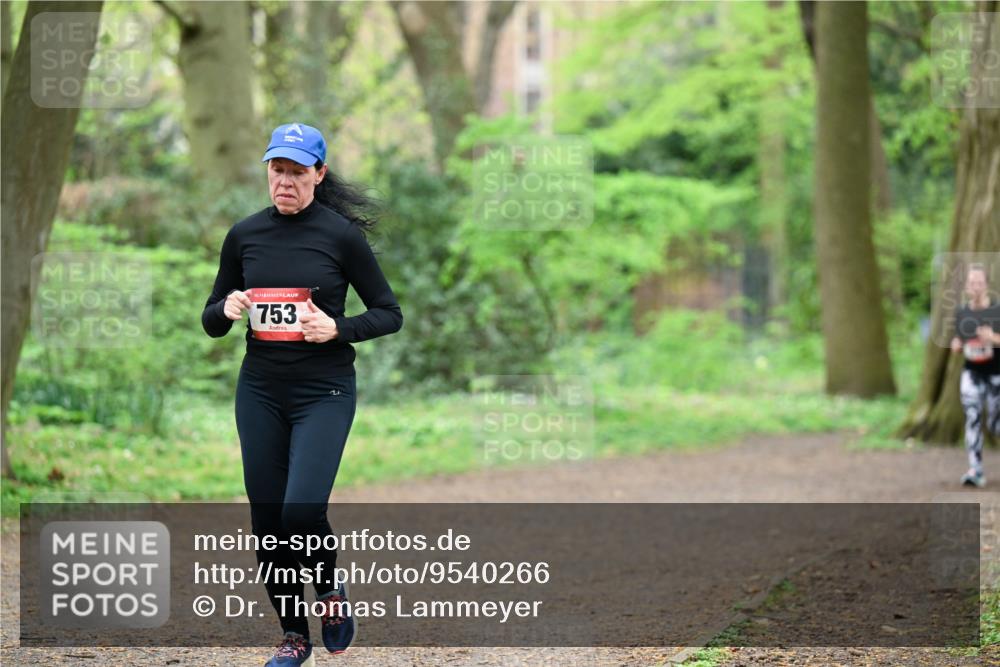 19.04.2026 - Hammer Lauf Dr. Thomas Lammeyer http://msf.ph/oto/9540266 19.04.2026 10:42:34 Laufen 753 meine-sportfotos.de