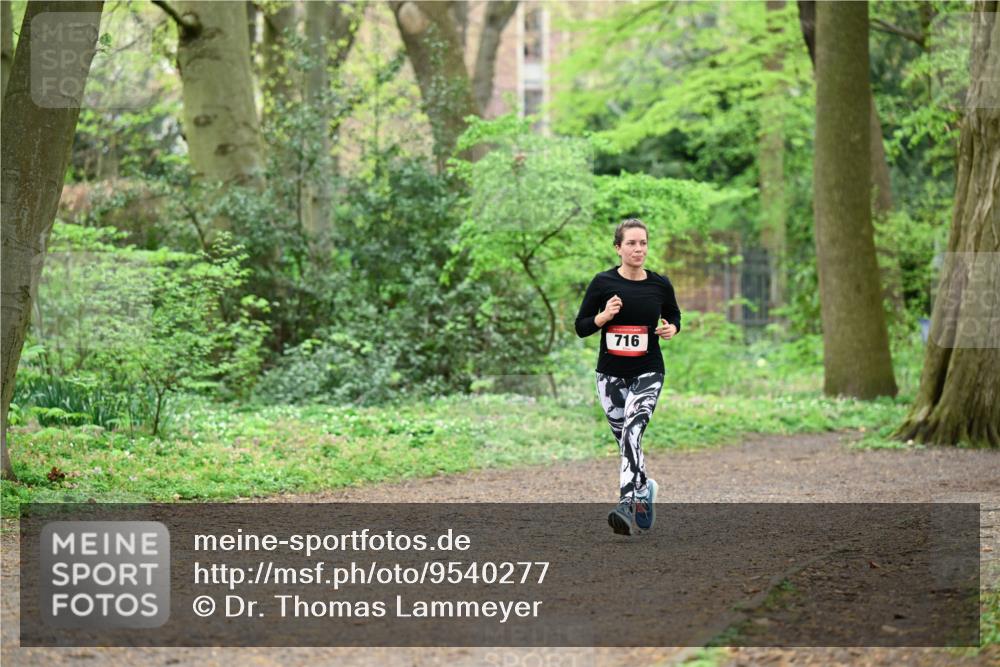 19.04.2026 - Hammer Lauf Dr. Thomas Lammeyer http://msf.ph/oto/9540277 19.04.2026 10:42:37 Laufen 716 meine-sportfotos.de