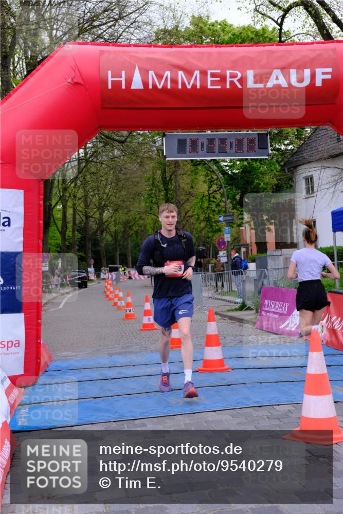 19.04.2026 - Hammer Lauf Tim E. http://msf.ph/oto/9540279 19.04.2026 11:44:17 Ziel 7, 409, 1255 meine-sportfotos.de