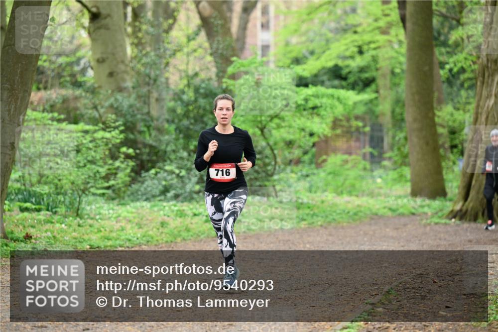 19.04.2026 - Hammer Lauf Dr. Thomas Lammeyer http://msf.ph/oto/9540293 19.04.2026 10:42:38 Laufen 716 meine-sportfotos.de
