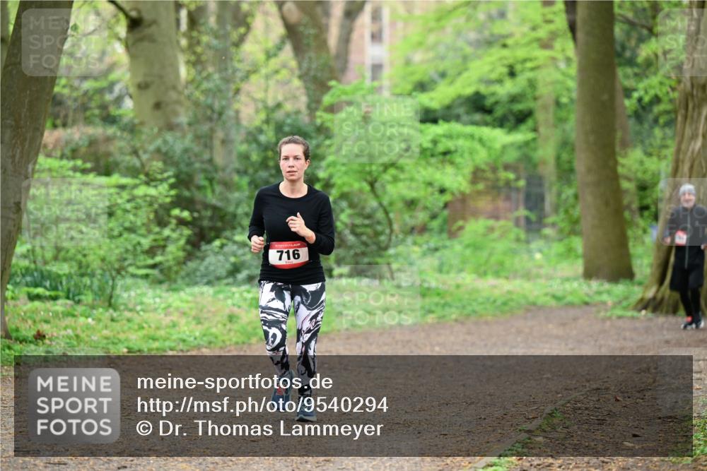 19.04.2026 - Hammer Lauf Dr. Thomas Lammeyer http://msf.ph/oto/9540294 19.04.2026 10:42:38 Laufen 716 meine-sportfotos.de