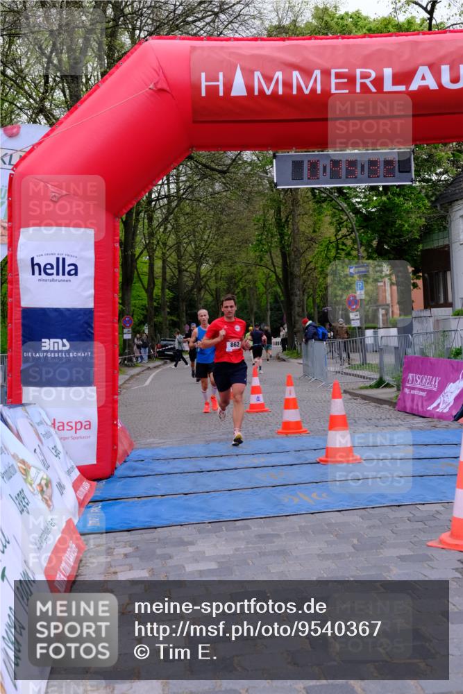 19.04.2026 - Hammer Lauf Tim E. http://msf.ph/oto/9540367 19.04.2026 11:45:41 Ziel 766, 862, 1236 meine-sportfotos.de