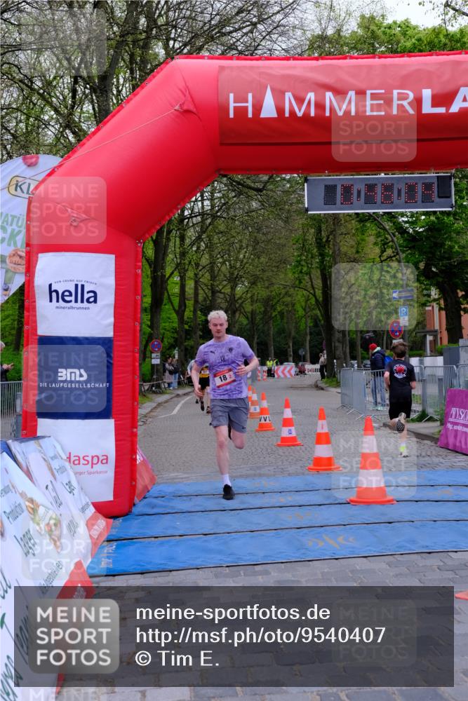 19.04.2026 - Hammer Lauf Tim E. http://msf.ph/oto/9540407 19.04.2026 11:46:13 Ziel 18, 21, 351 meine-sportfotos.de