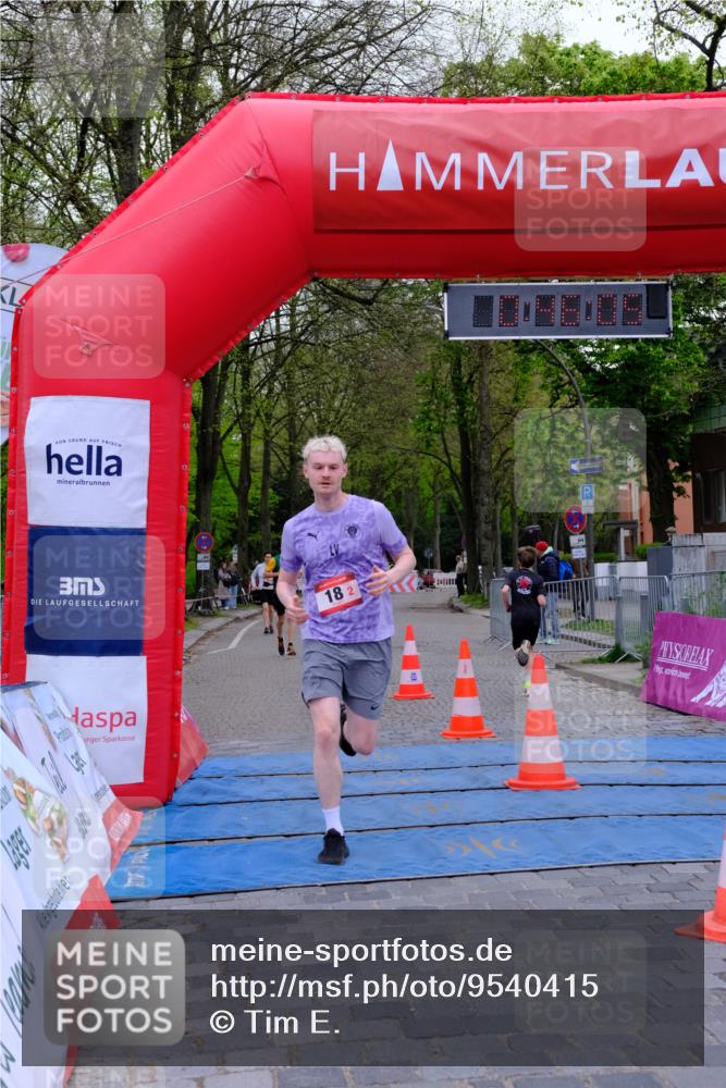 19.04.2026 - Hammer Lauf Tim E. http://msf.ph/oto/9540415 19.04.2026 11:46:14 Ziel 18, 21, 189, 351 meine-sportfotos.de