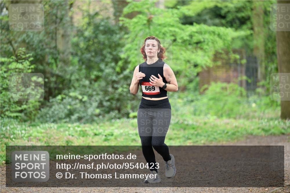 19.04.2026 - Hammer Lauf Dr. Thomas Lammeyer http://msf.ph/oto/9540423 19.04.2026 10:43:00 Laufen 669 meine-sportfotos.de