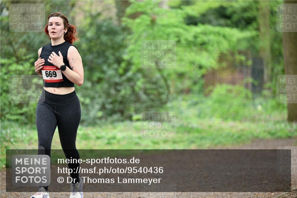 19.04.2026 - Hammer Lauf Dr. Thomas Lammeyer http://msf.ph/oto/9540436 19.04.2026 10:43:01 Laufen 669 meine-sportfotos.de
