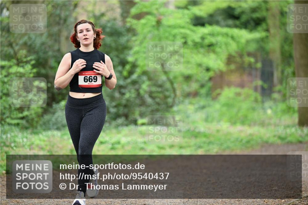 19.04.2026 - Hammer Lauf Dr. Thomas Lammeyer http://msf.ph/oto/9540437 19.04.2026 10:43:01 Laufen 669 meine-sportfotos.de