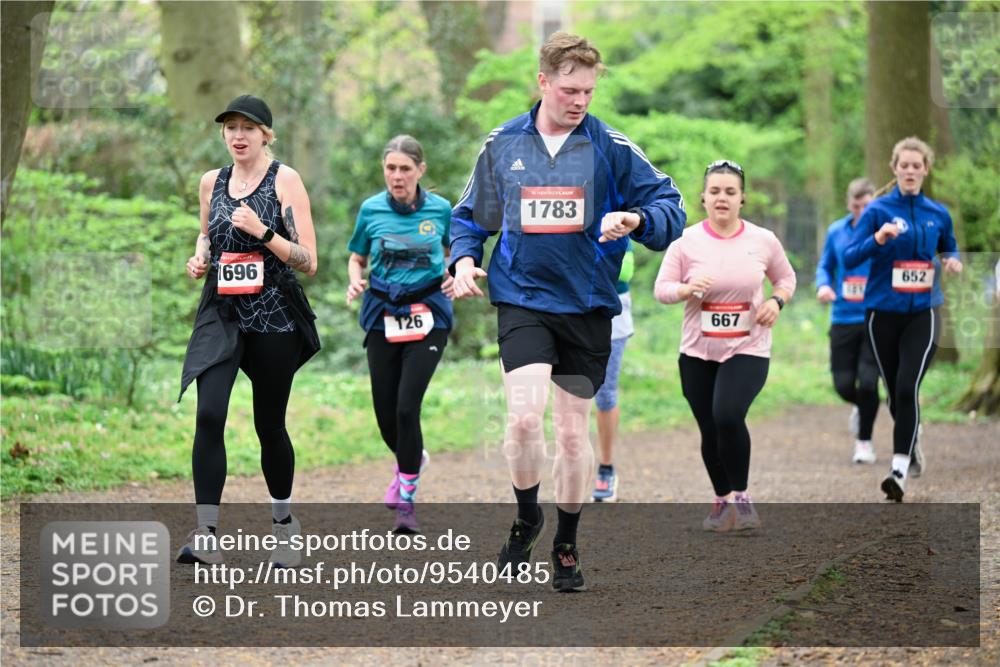 19.04.2026 - Hammer Lauf Dr. Thomas Lammeyer http://msf.ph/oto/9540485 19.04.2026 10:43:26 Laufen 1696, 126, 1783, 667, 652 meine-sportfotos.de