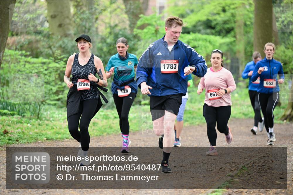 19.04.2026 - Hammer Lauf Dr. Thomas Lammeyer http://msf.ph/oto/9540487 19.04.2026 10:43:26 Laufen 696, 126, 1783, 667, 652 meine-sportfotos.de