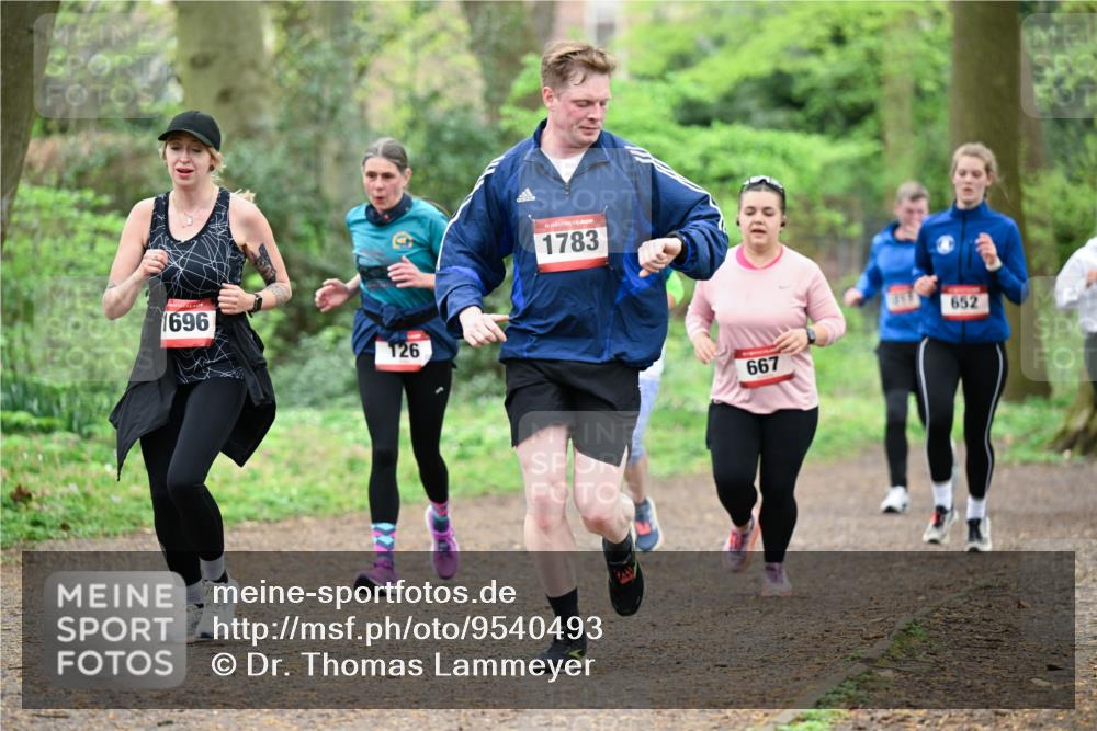 19.04.2026 - Hammer Lauf Dr. Thomas Lammeyer http://msf.ph/oto/9540493 19.04.2026 10:43:26 Laufen 1696, 126, 1783, 667, 652 meine-sportfotos.de