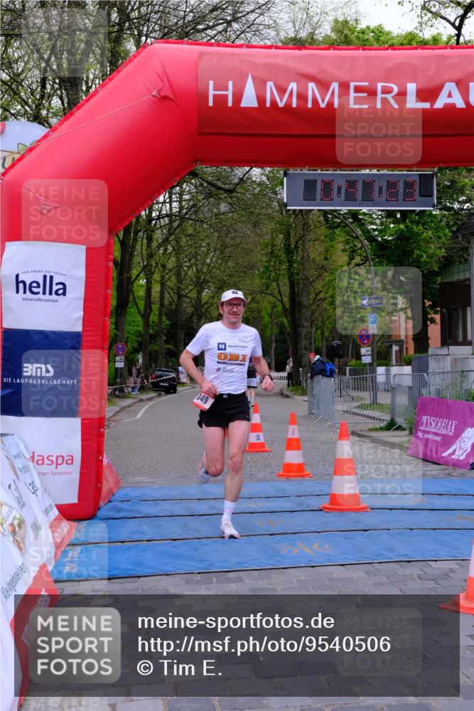 19.04.2026 - Hammer Lauf Tim E. http://msf.ph/oto/9540506 19.04.2026 11:47:32 Ziel 349 meine-sportfotos.de
