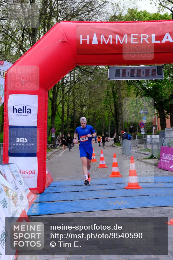 19.04.2026 - Hammer Lauf Tim E. http://msf.ph/oto/9540590 19.04.2026 11:49:14 Ziel 133, 468, 1147, 1148, 1878 meine-sportfotos.de