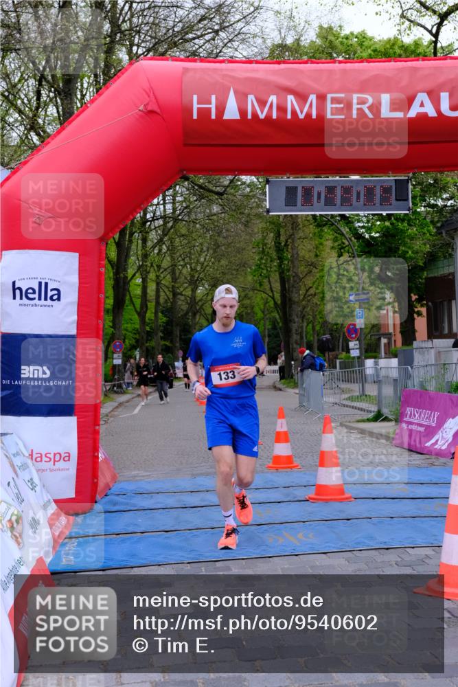 19.04.2026 - Hammer Lauf Tim E. http://msf.ph/oto/9540602 19.04.2026 11:49:14 Ziel 133, 468, 1147, 1148, 1878 meine-sportfotos.de
