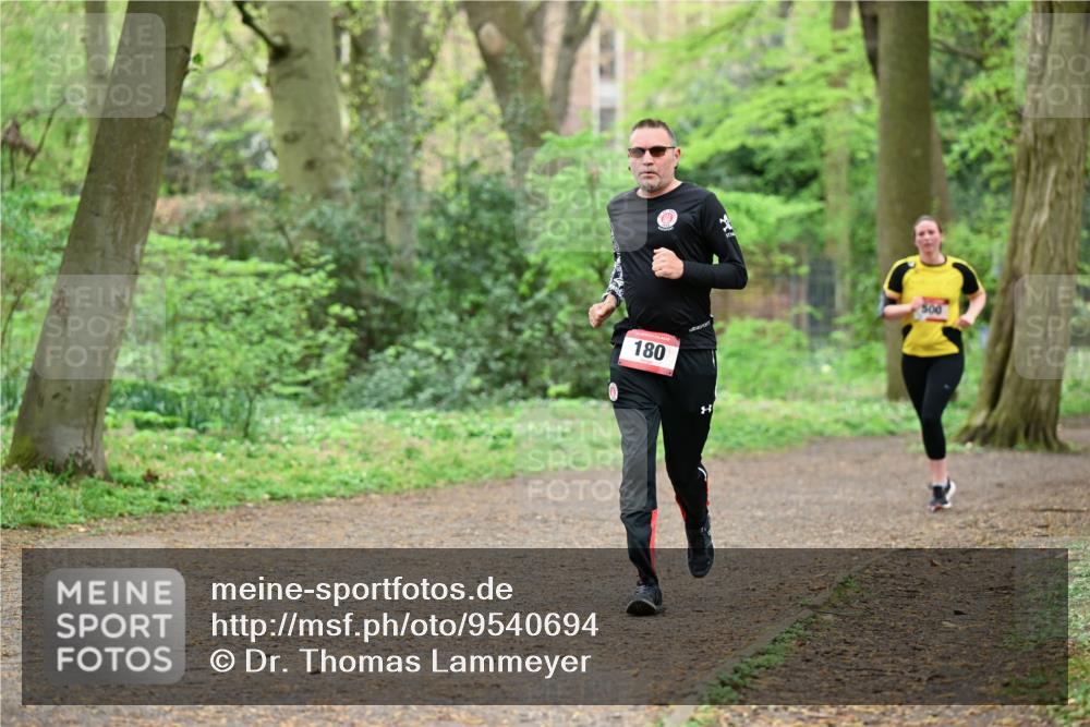 19.04.2026 - Hammer Lauf Dr. Thomas Lammeyer http://msf.ph/oto/9540694 19.04.2026 10:44:01 Laufen 180, 500 meine-sportfotos.de