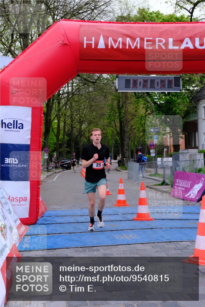 19.04.2026 - Hammer Lauf Tim E. http://msf.ph/oto/9540815 19.04.2026 11:51:35 Ziel 25 meine-sportfotos.de