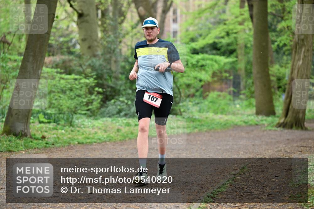 19.04.2026 - Hammer Lauf Dr. Thomas Lammeyer http://msf.ph/oto/9540820 19.04.2026 10:44:27 Laufen 107 meine-sportfotos.de