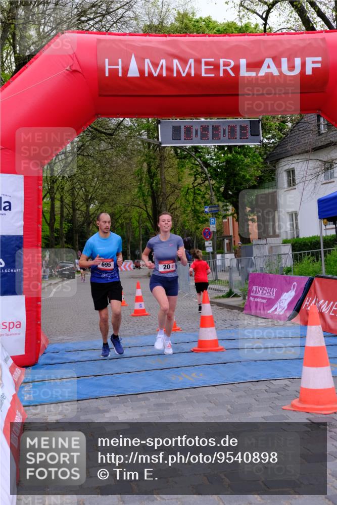 19.04.2026 - Hammer Lauf Tim E. http://msf.ph/oto/9540898 19.04.2026 11:53:11 Ziel 8, 20, 21 meine-sportfotos.de