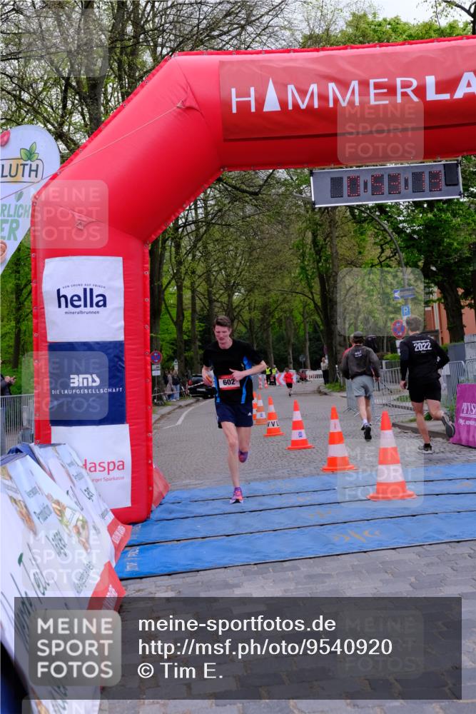 19.04.2026 - Hammer Lauf Tim E. http://msf.ph/oto/9540920 19.04.2026 11:53:21 Ziel 239, 354, 602, 920, 928 meine-sportfotos.de