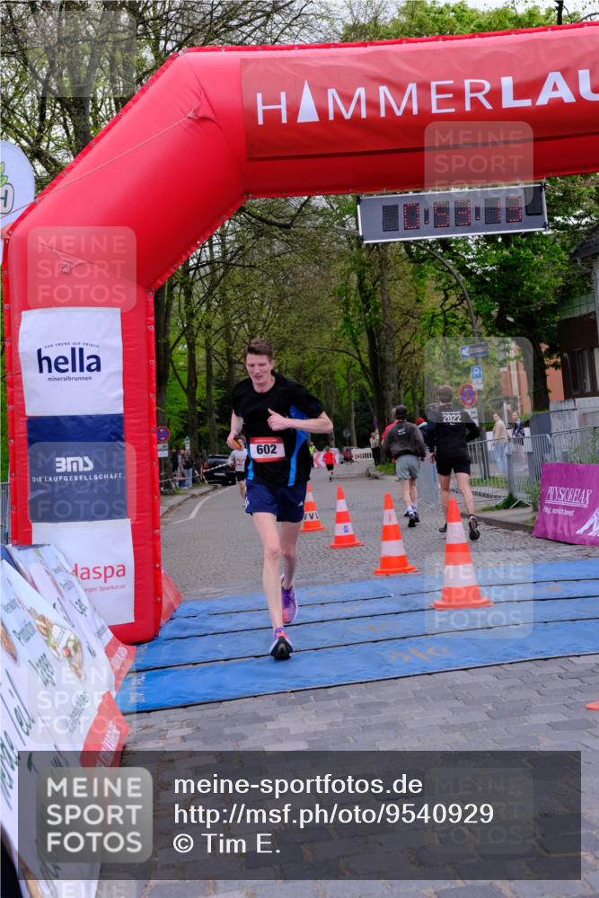 19.04.2026 - Hammer Lauf Tim E. http://msf.ph/oto/9540929 19.04.2026 11:53:21 Ziel 239, 354, 602, 920, 928 meine-sportfotos.de